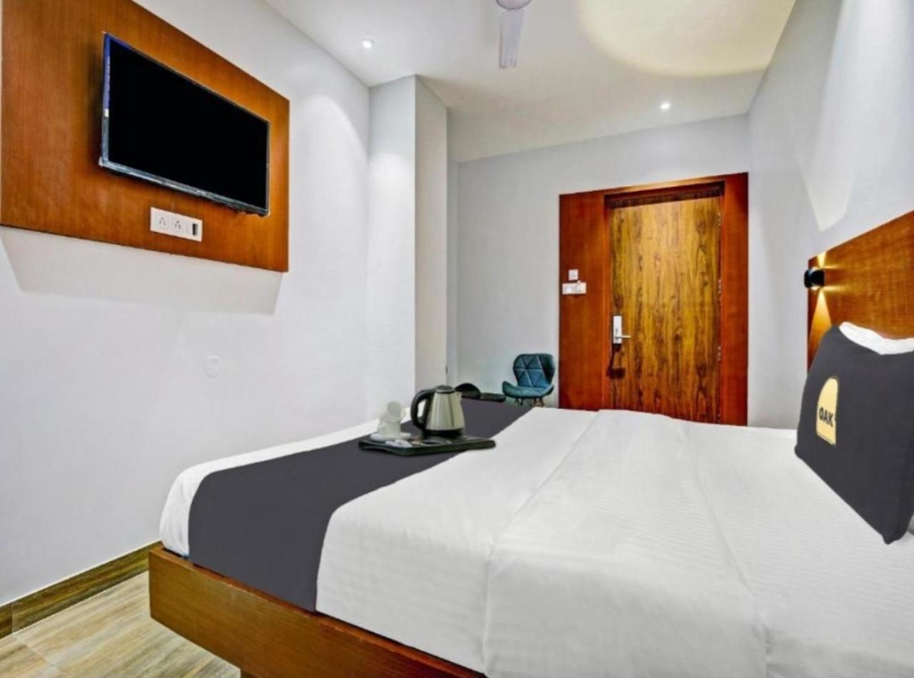 Hotel Airport De Rosewood Near Delhi Airport